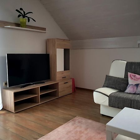 Lake House Apartment Медводе Экстерьер фото