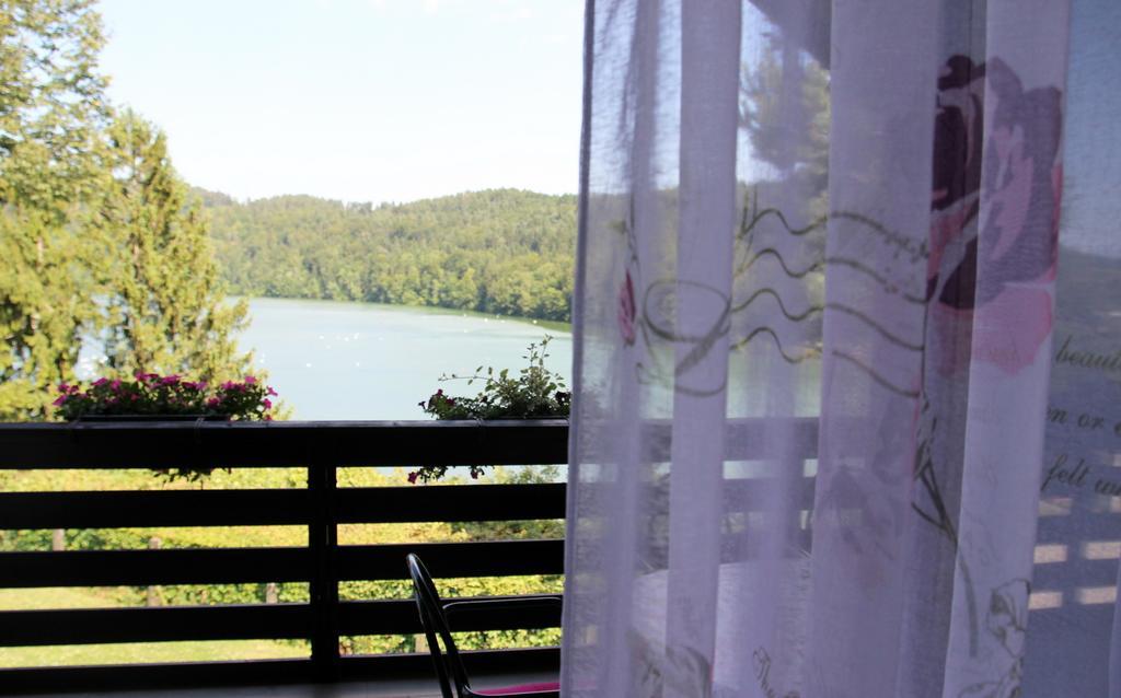 Lake House Apartment Медводе Экстерьер фото
