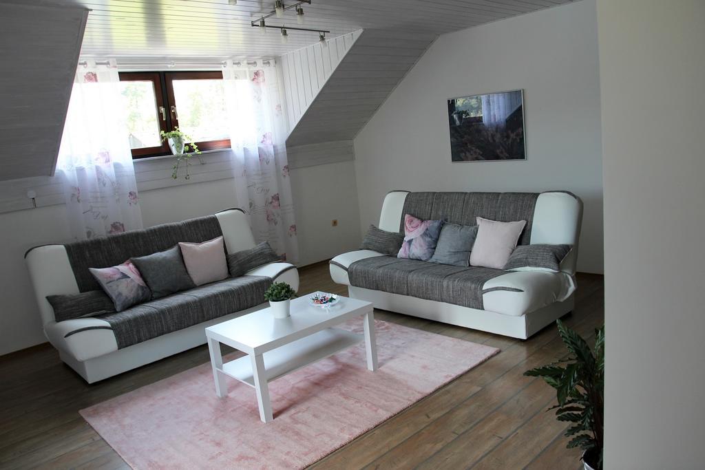 Lake House Apartment Медводе Экстерьер фото