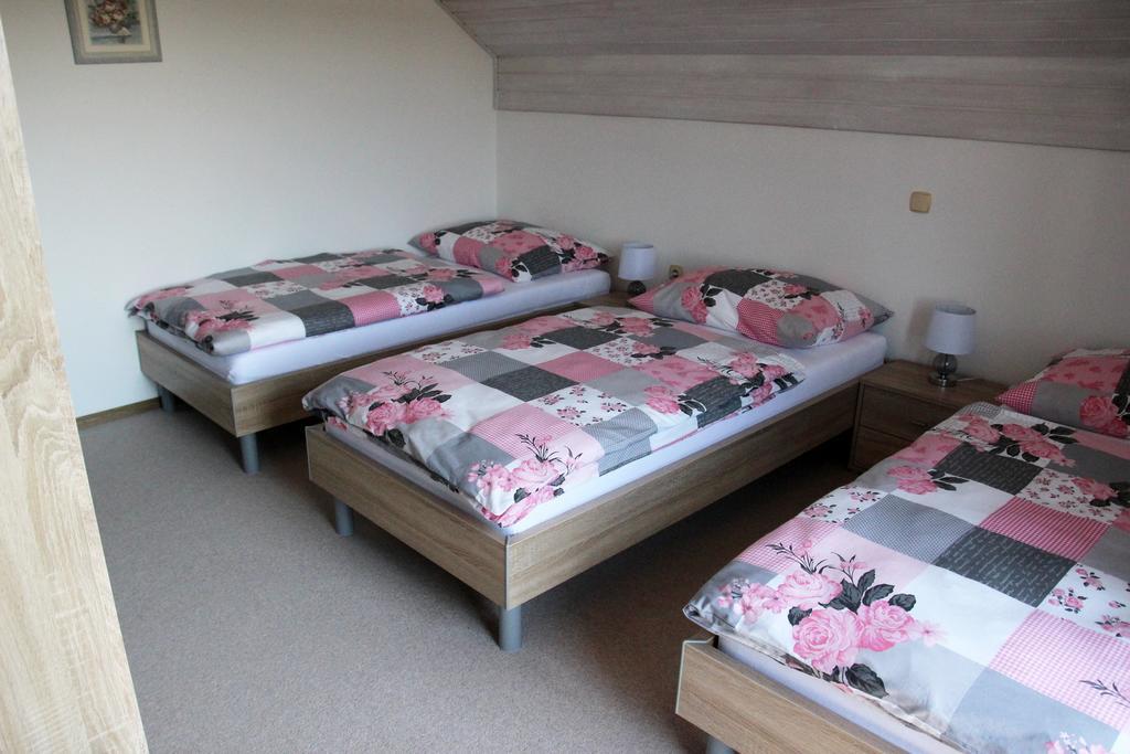 Lake House Apartment Медводе Экстерьер фото
