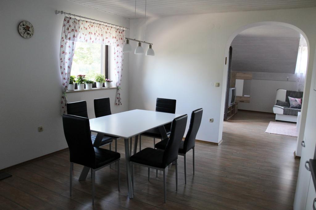 Lake House Apartment Медводе Экстерьер фото
